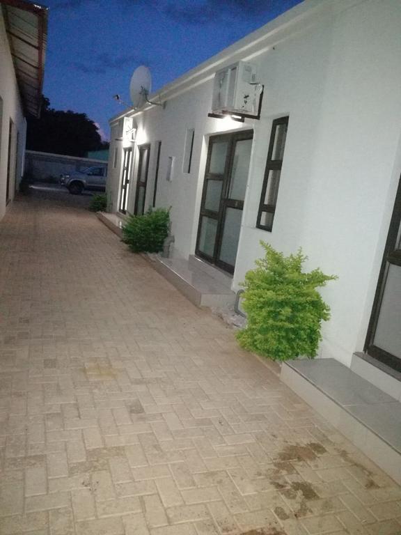Tsumeb Guesthouse Kamho 외부 사진