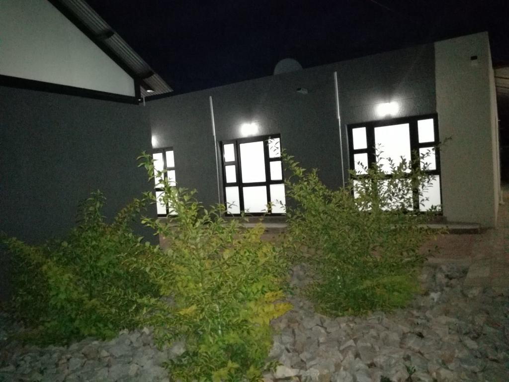 Tsumeb Guesthouse Kamho 외부 사진